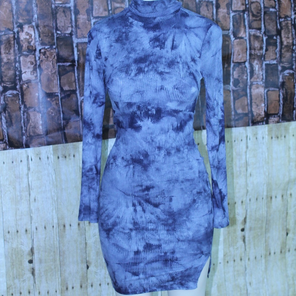 Turtle Neck Tight Dress