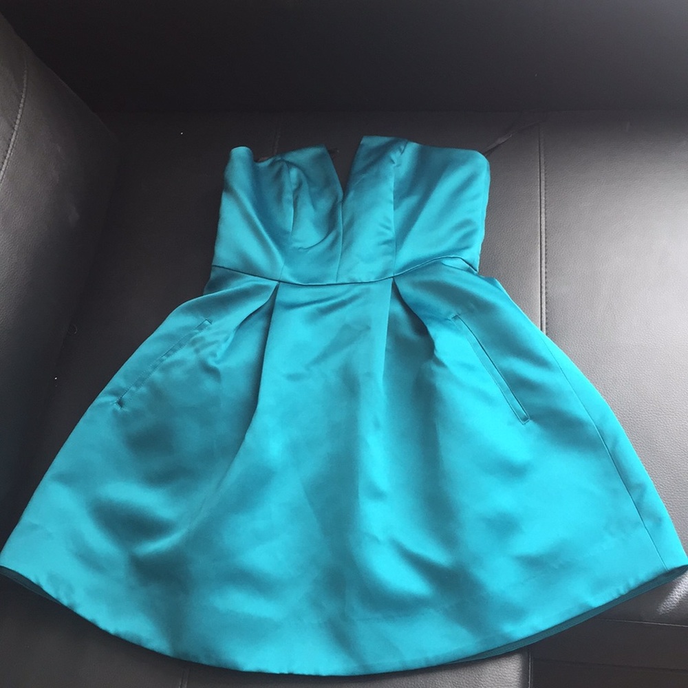 Beautiful, Teal-green Strapless NBD Dress