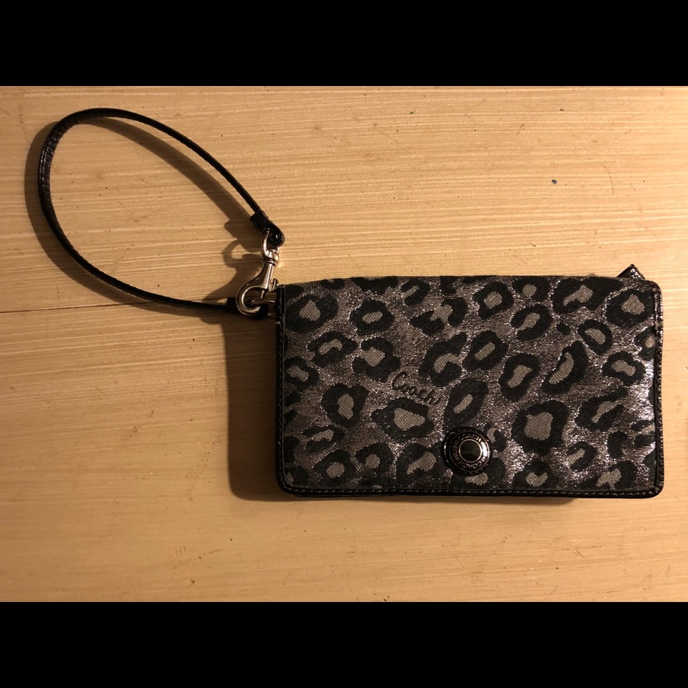 Silver Coach Wallet // Wristlet