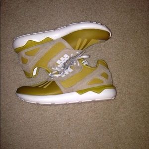 Adidas Tubular