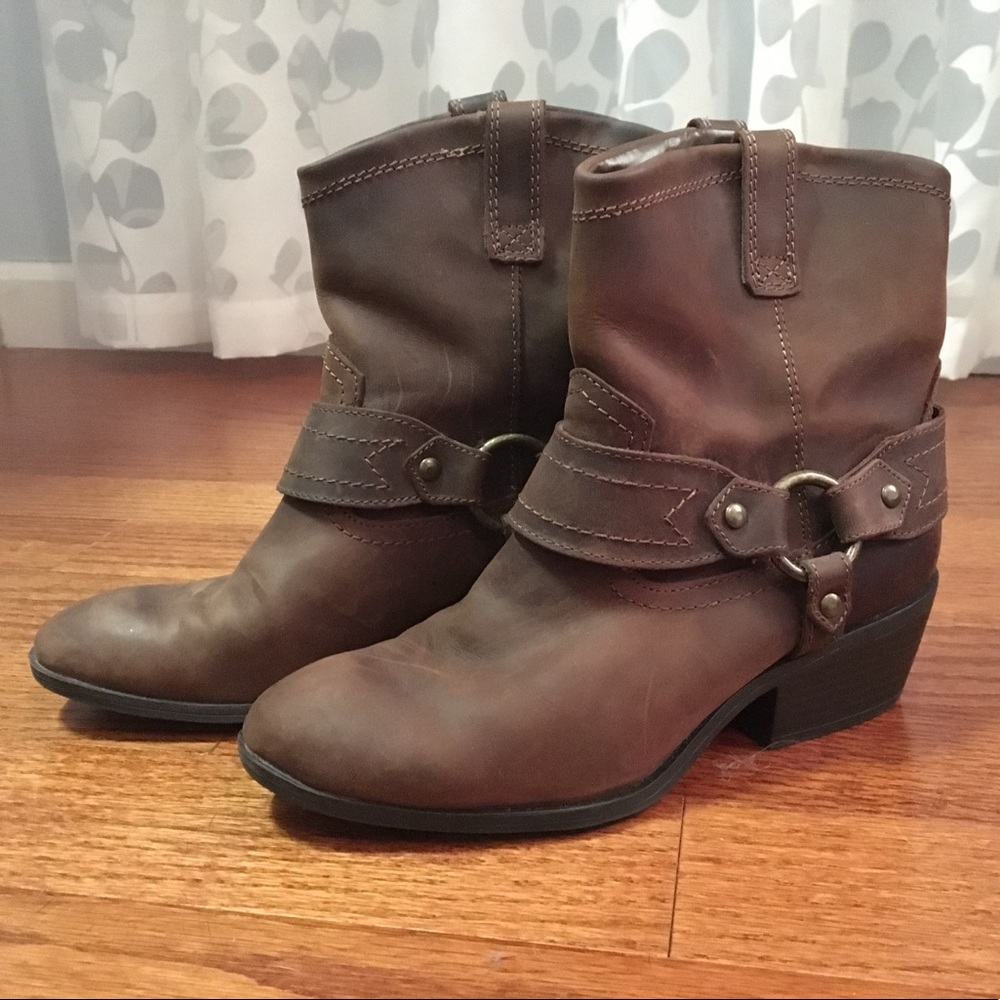 Mossimo Supply Co. ankle cowboy boot