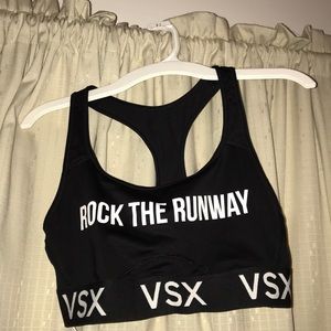 Women’s activewear