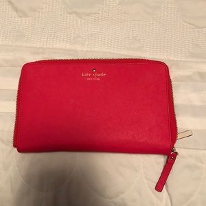 Kate Spade Travel Wallet ❤️