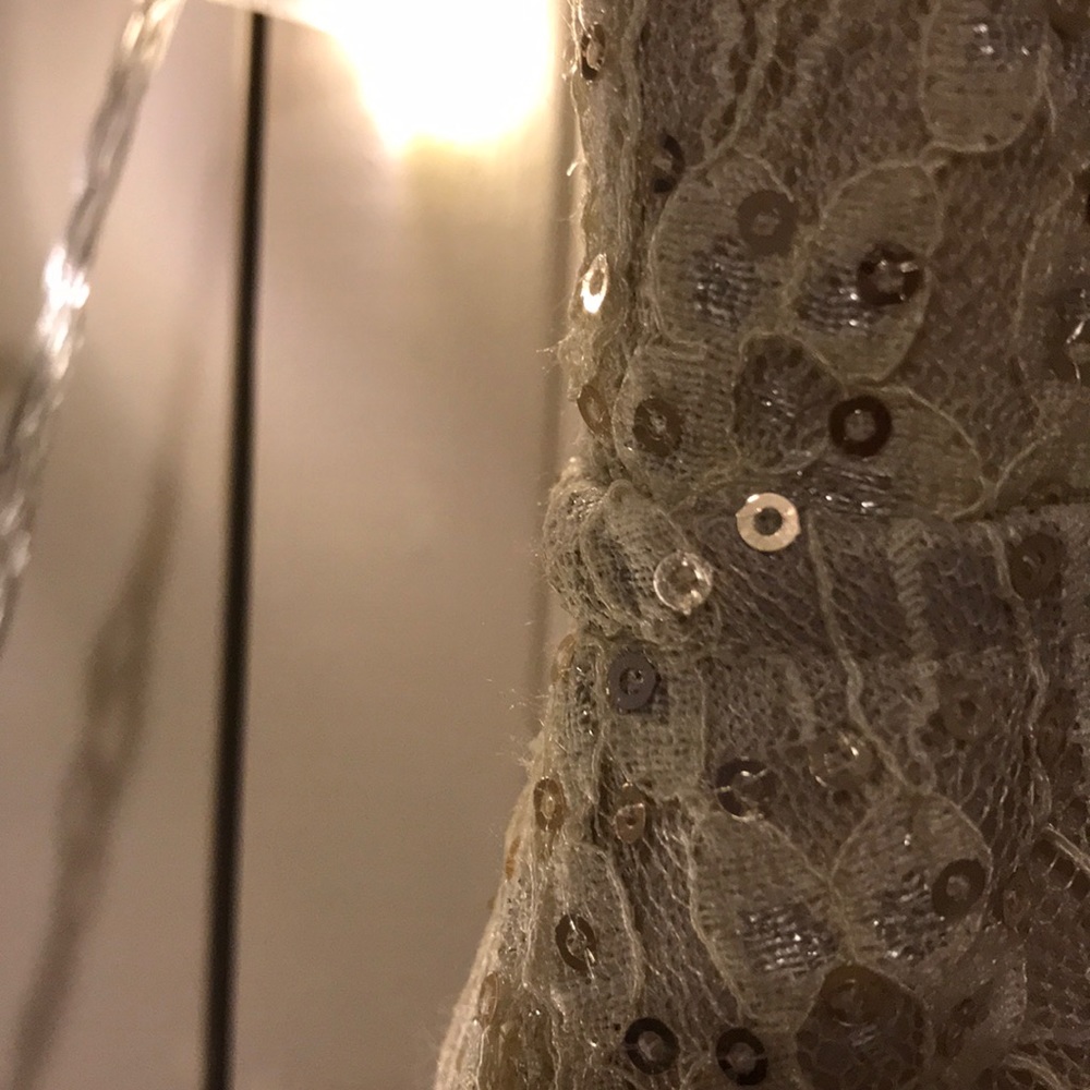 Gold Lace Sequin backless dress 🌙✨ - Picture 7 of 7