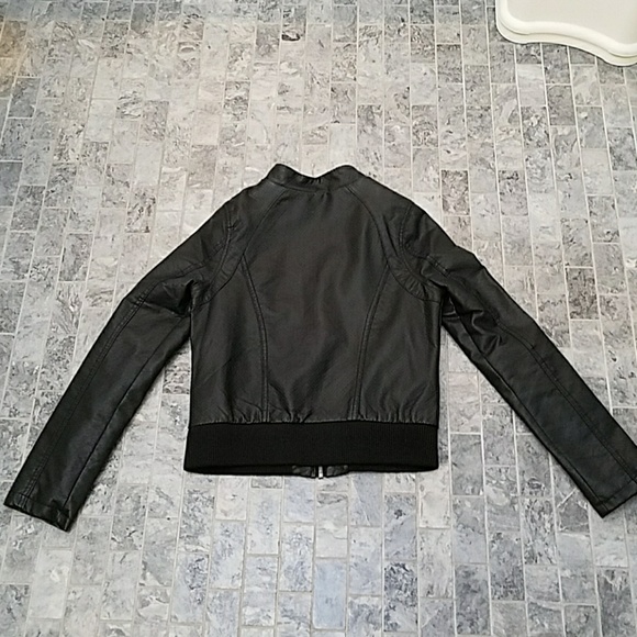 Motorcycle Style Bomber Jacket in Vegan P'leather - Picture 4 of 5