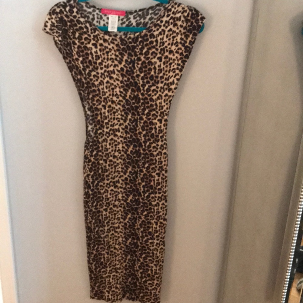 Shop trendy leopard print dress size medium