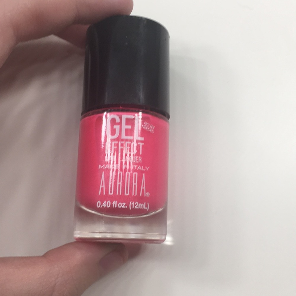 💜MAKE AN OFFER💜 AURORA GEL Nail Polish