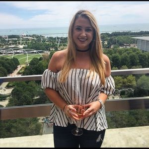 Meet your Posher, Rebecca