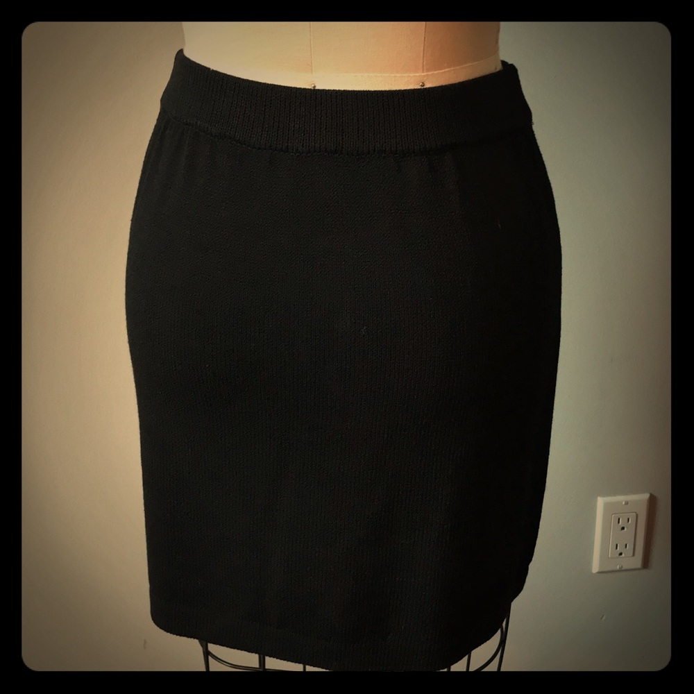 St John Knit black skirt