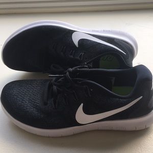 Nike Free RN Running Shoes