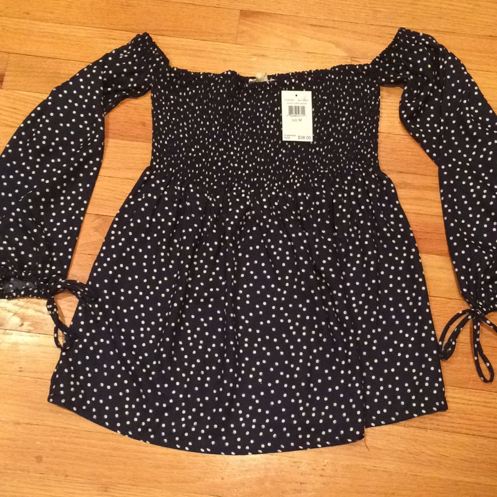 NWT Off the shoulder 3/4 sleeve top Living Doll