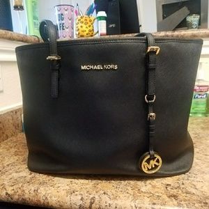 Michael Kors Jet Set Travel Tote TZ