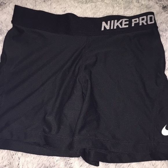 black nike pros