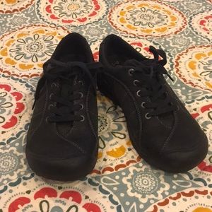 Keen woman’s shoes
