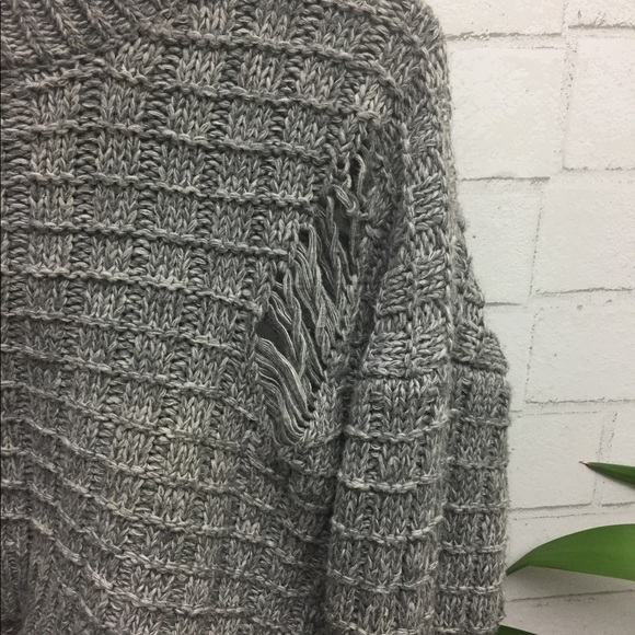 Grey Knit Crop Top Sweater - Picture 2 of 4