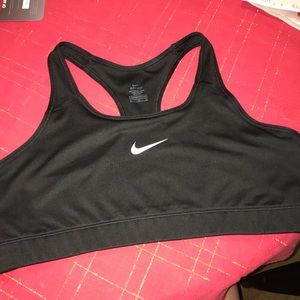 ✔️ Nike sports bra