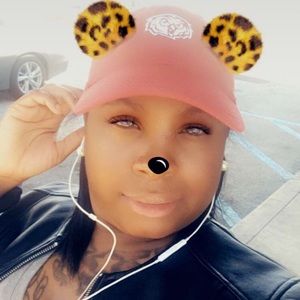 Meet your Posher, Sherrie