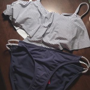 NWT STRIPED BIKINI SET