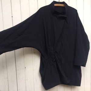 SOLD Peter O. Mahler black lagenlook kimono jacket