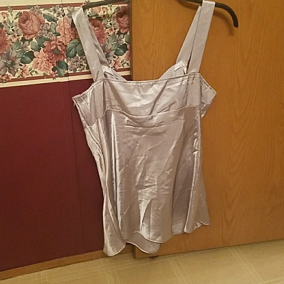 Shiny tank top - Picture 3 of 3