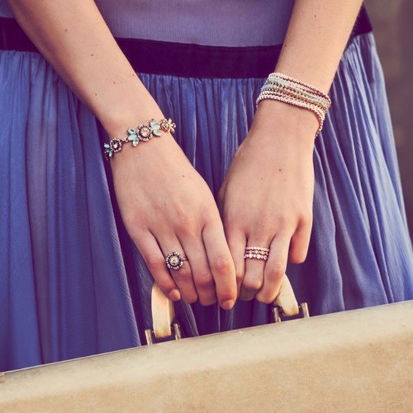 KATE | Floral Gemmed Bracelet - Picture 2 of 5