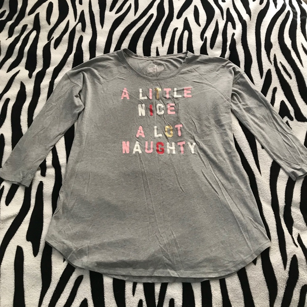 VS Holiday Sleepshirt