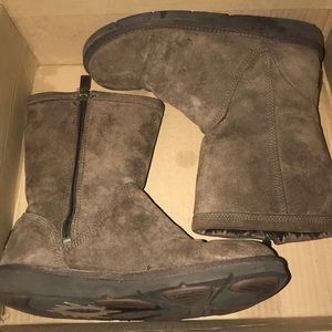 Chocolate brown uggs