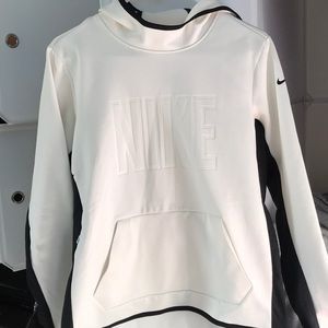 Nike Therma Fit Hoodie