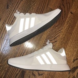 LIKE NEW ADIDAS SNEAKERS BOYS SZ 7