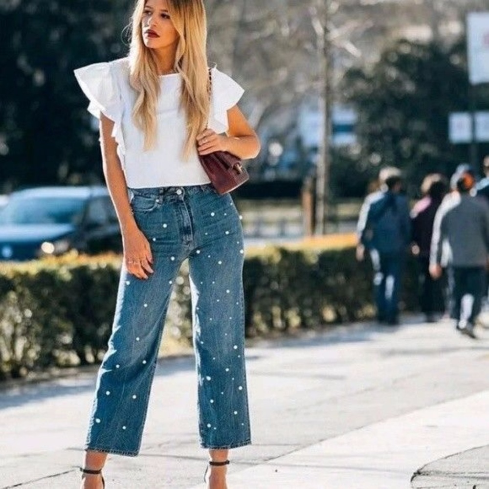 ZARA DENIM HIGH-RISE JEANS WITH PEARLS NWT