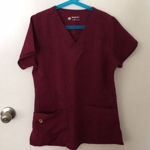Wonderwink 4-stretch wine scrub top