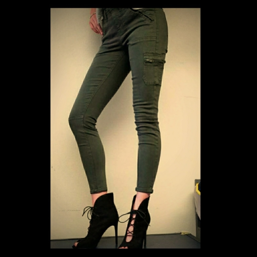 Lace up heeled booties
