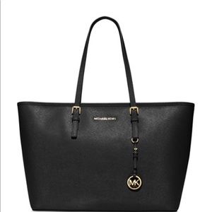 Michael Kors Jet Set Tote