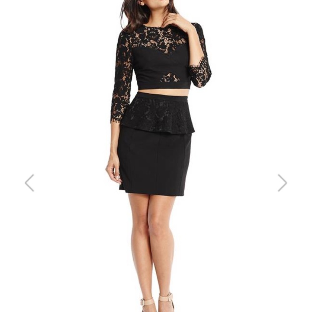 NWT MARCIANO by GUESS Peplum Skirt size 2