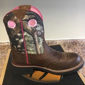 NIB Ariat fatbaby boots