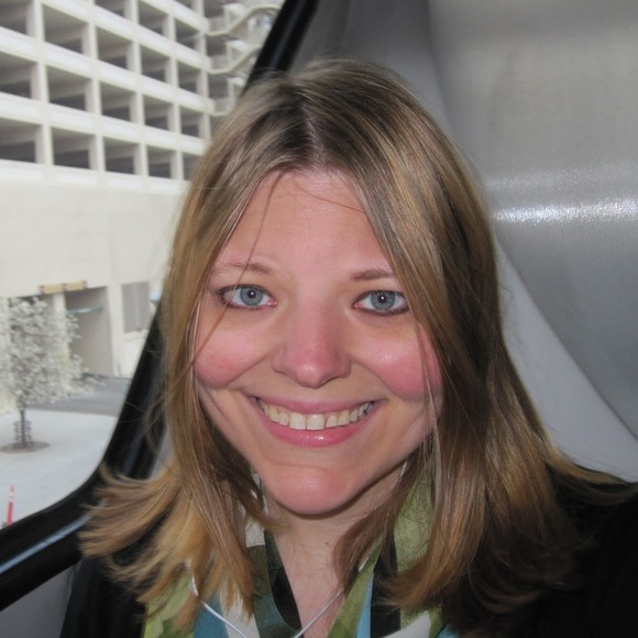 Meet your Posher, Diana - Picture 1 of 1