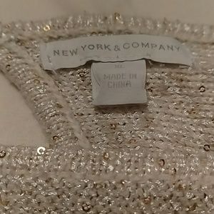 Hold sequin sweater... Worn once