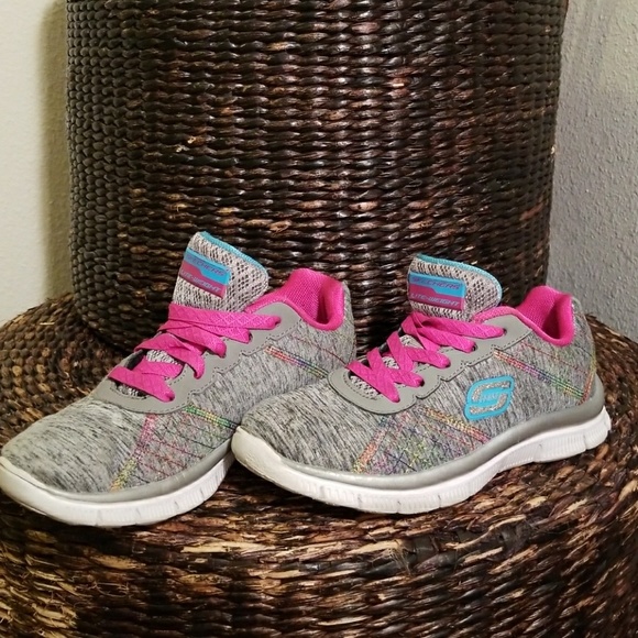 little girl skechers shoes