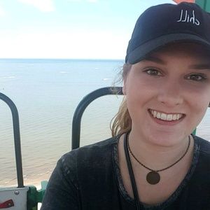 Meet your Posher, Brianna