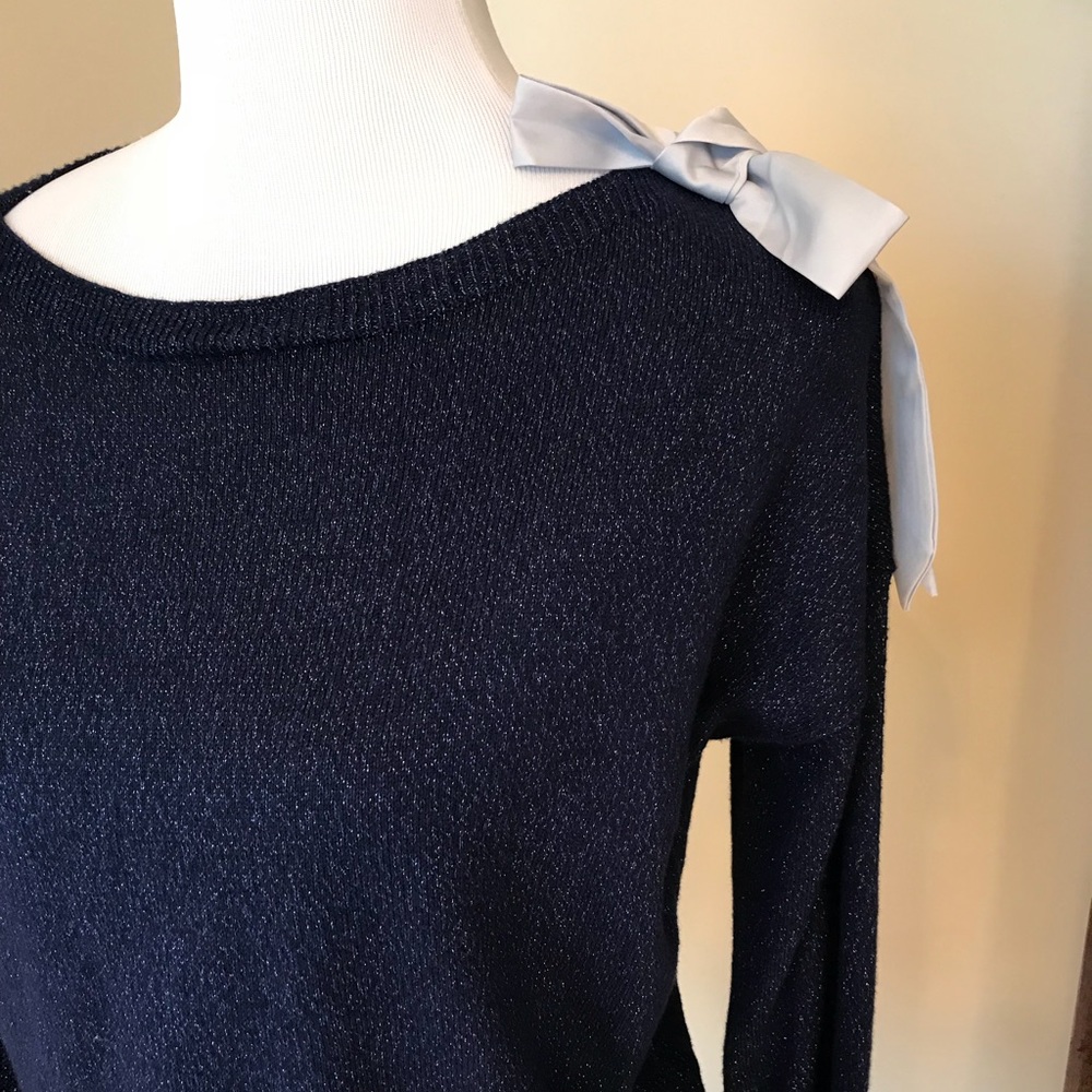LC Lauren Conrad Metallic sweater with bow accent - Picture 4 of 5