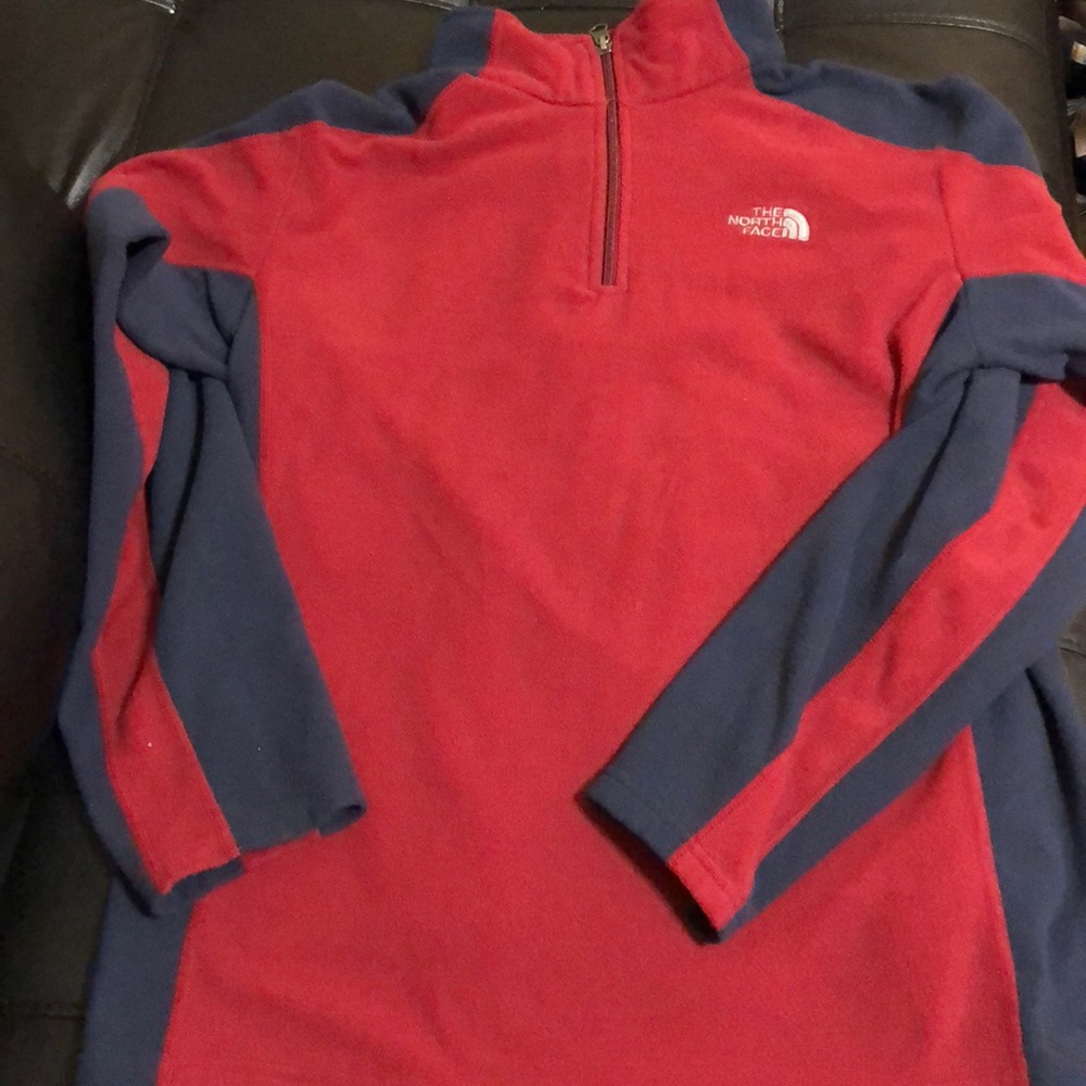 Boys North Face sweater