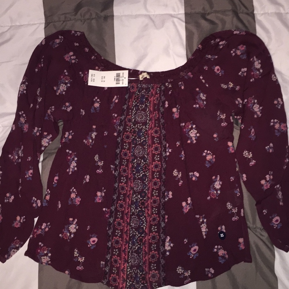 Hollister off the shoulder