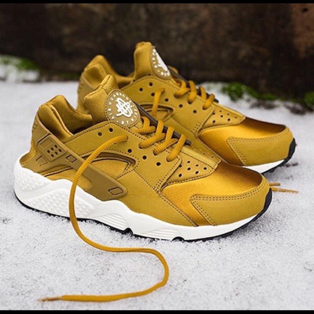 Nike huaraches - Picture 1 of 4