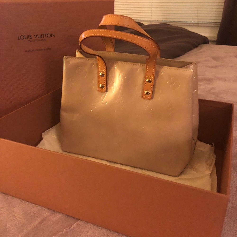 Authentic Louis Vuitton patent leather bag - Picture 1 of 8