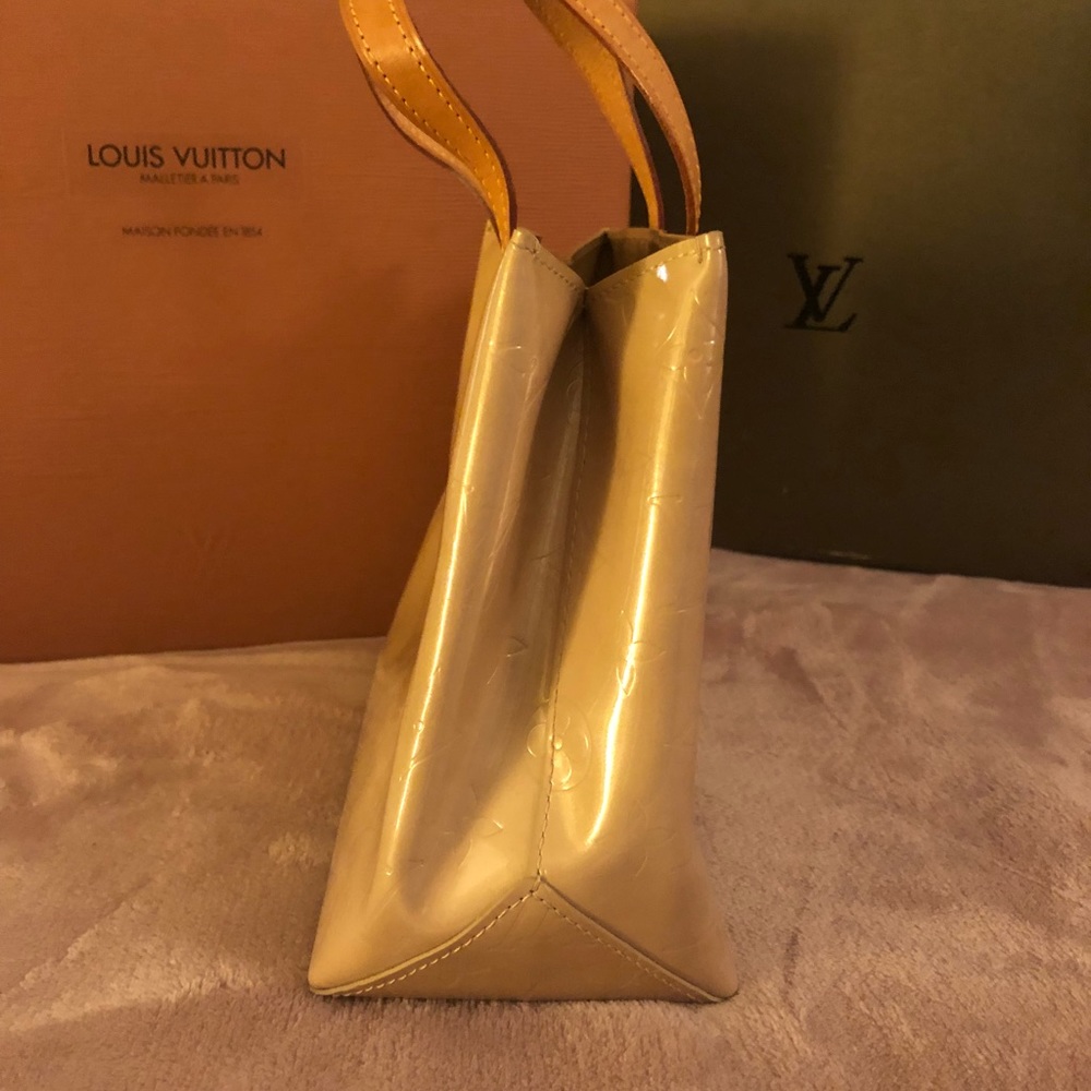 Authentic Louis Vuitton patent leather bag - Picture 3 of 8