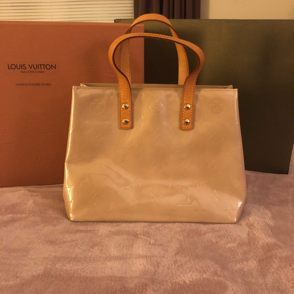 Authentic Louis Vuitton patent leather bag - Picture 6 of 8