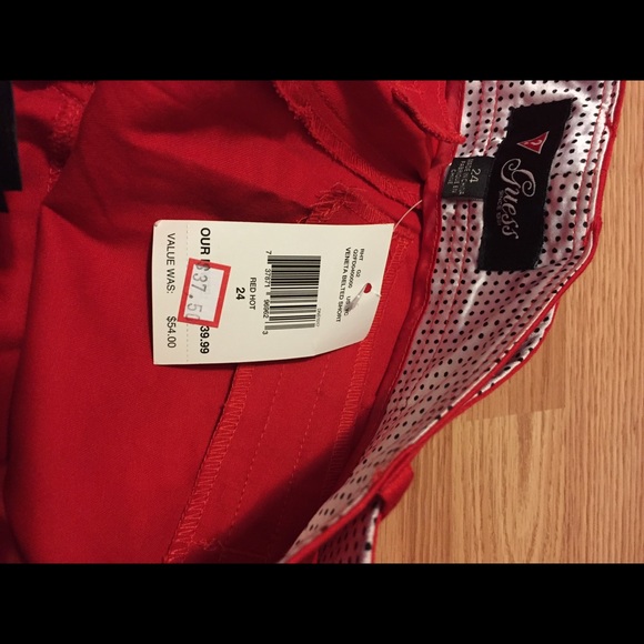 Guess Shorts Size 24 - Picture 3 of 3