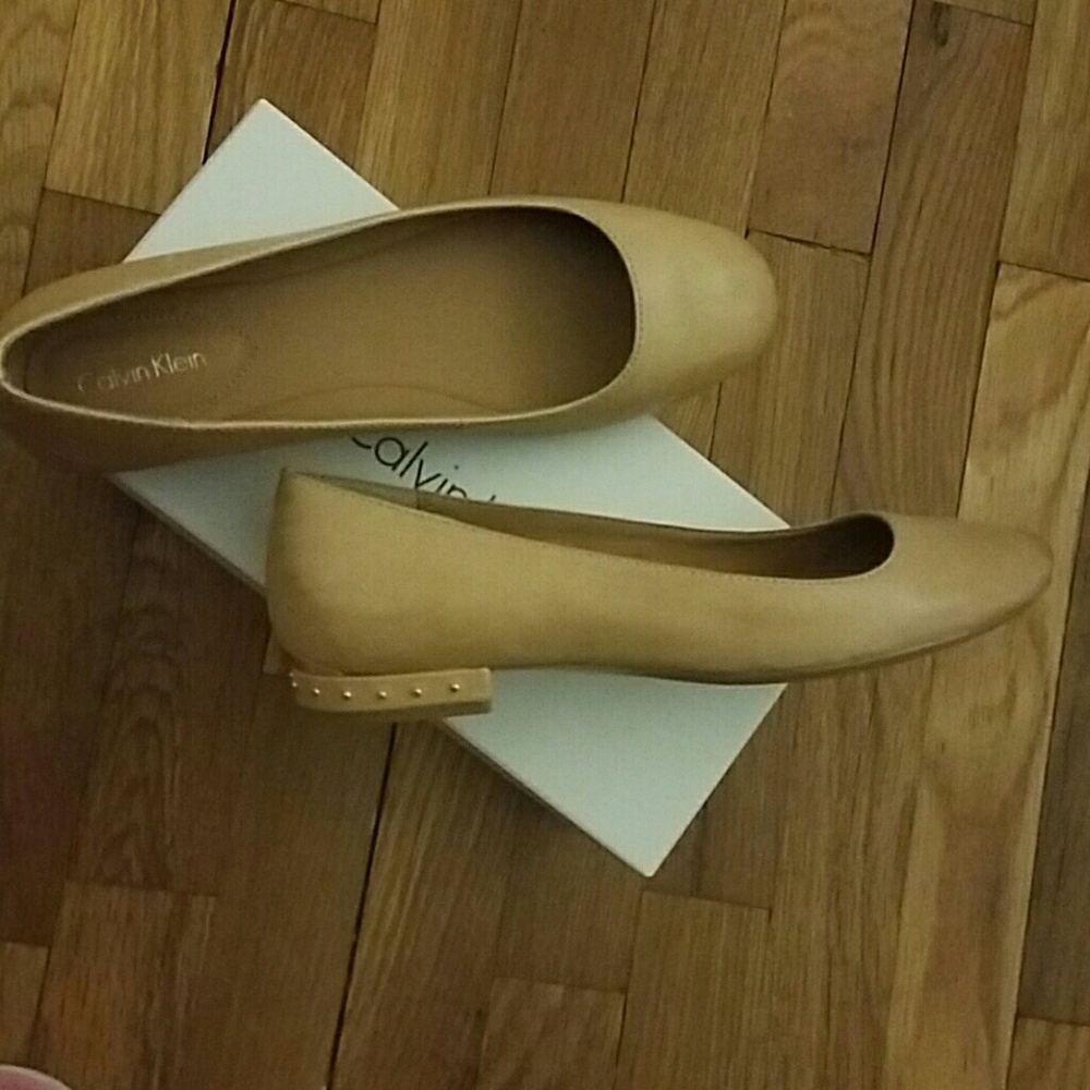 Calvin Klein Flats