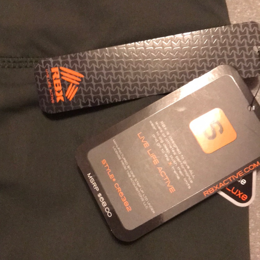 SOLD 🚫NWT Reebok Active Luxe Yoga Pants• S - Picture 2 of 5
