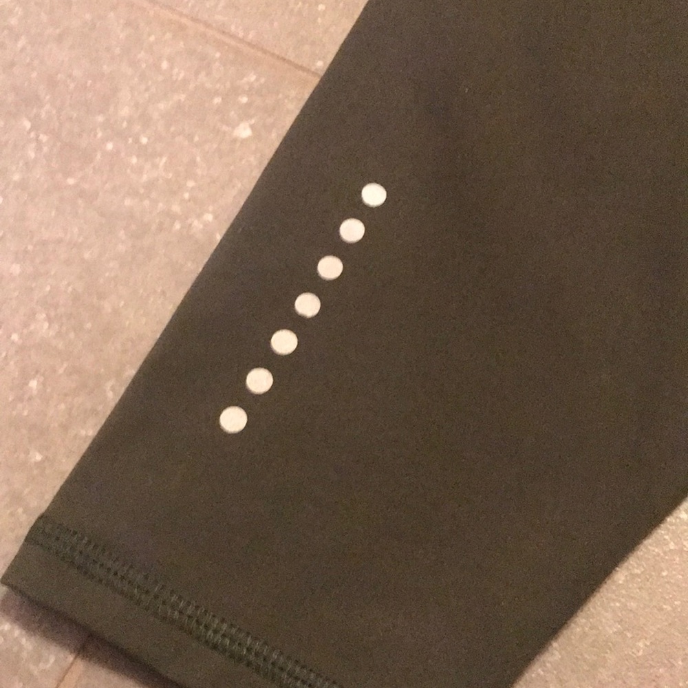 SOLD 🚫NWT Reebok Active Luxe Yoga Pants• S - Picture 5 of 5